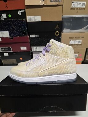 Nike Air Python Premium 'Pearl' - Sz 11